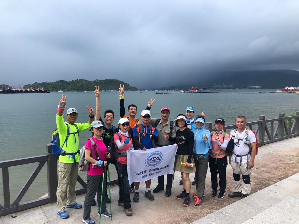 76A8C7E6-5B12-42E6-B8C0-70E333E191BD