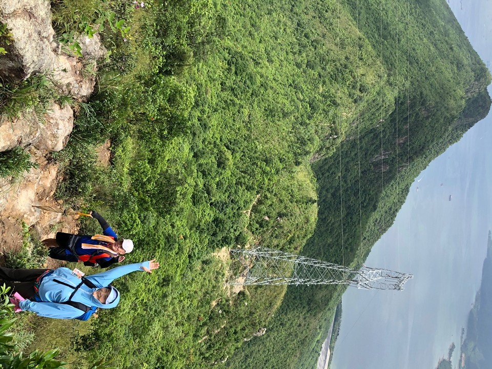 33A0FFCE-C9FD-41CE-90C4-C5236BDCB634