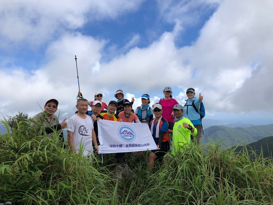 D0E86EE8-9F20-4FB0-8A0B-2ED479CCBA0B