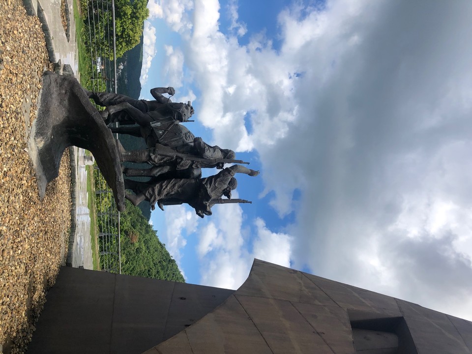 F00914E8-68B8-4E1D-AAF4-72233CF45362