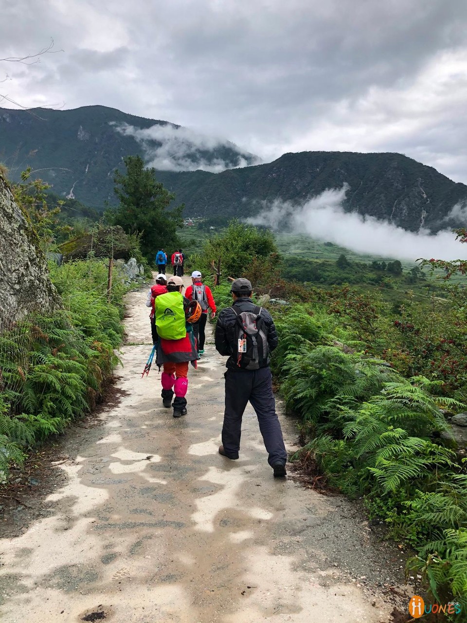 3C0A6E81-050F-43E7-8D41-89CA1A7100C9