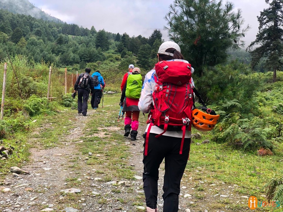 CE774845-82E0-46E1-8D32-D116F8E74A08