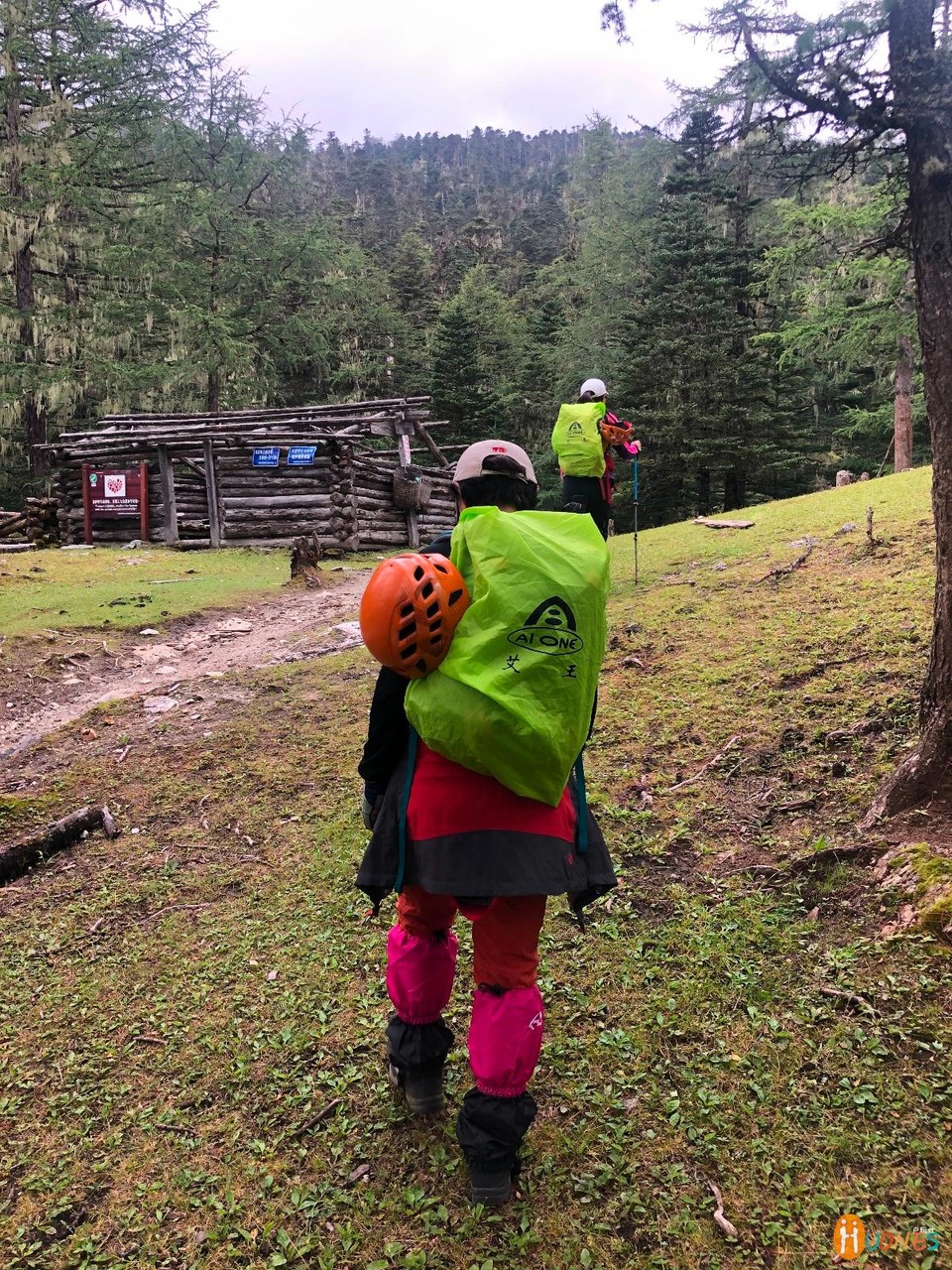 A52C7300-4A9E-45B6-A58E-D07A0E10EB26