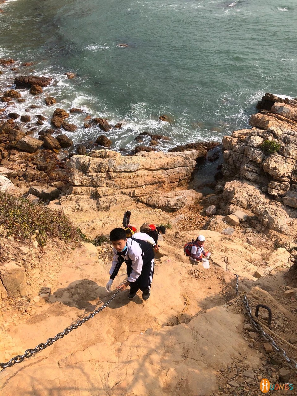 53F371F8-9840-4C6D-9163-DE0A8FADD47B