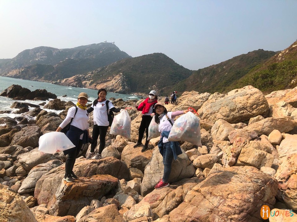 C3912E02-5025-460F-BAE3-082908F84793