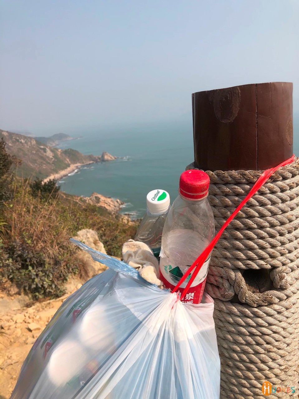 11568FCF-C322-43EE-AB85-0230E483A7FE