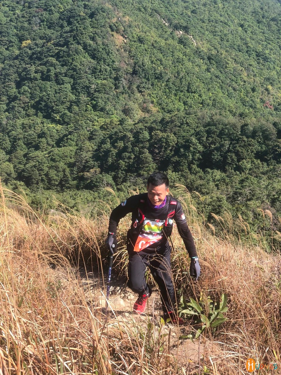 A41CF186-56EC-4FAE-9047-B3E93774003F