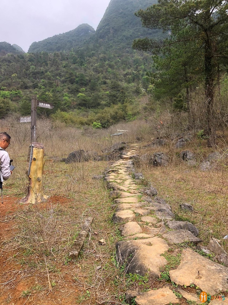 A8323511-CC70-4677-A643-D70A31722C3F