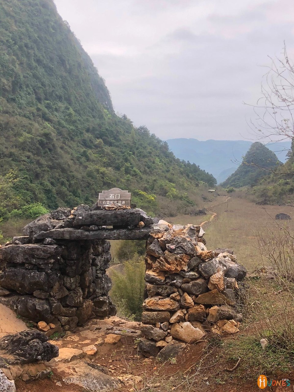 96B600EF-1D3E-4078-8BF2-C4D8F583291E