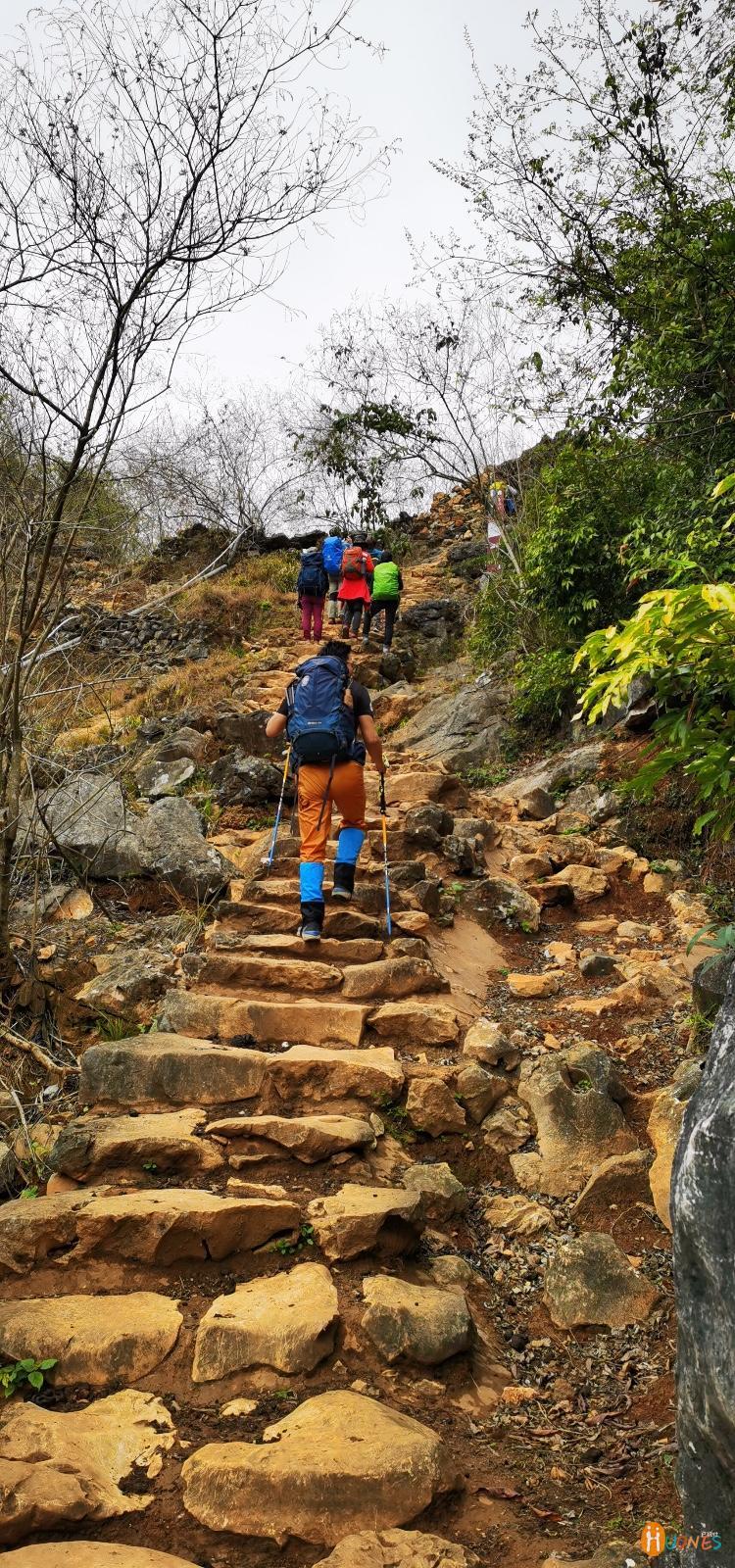 E84DE3FC-F416-4C79-BDE1-3C1CA4728433