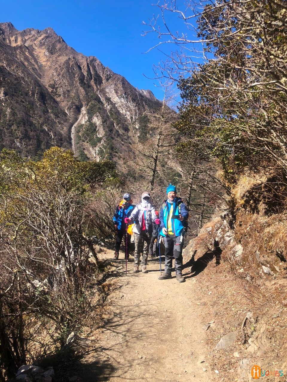 85741C70-38BC-4AF6-BACA-5875480A863D