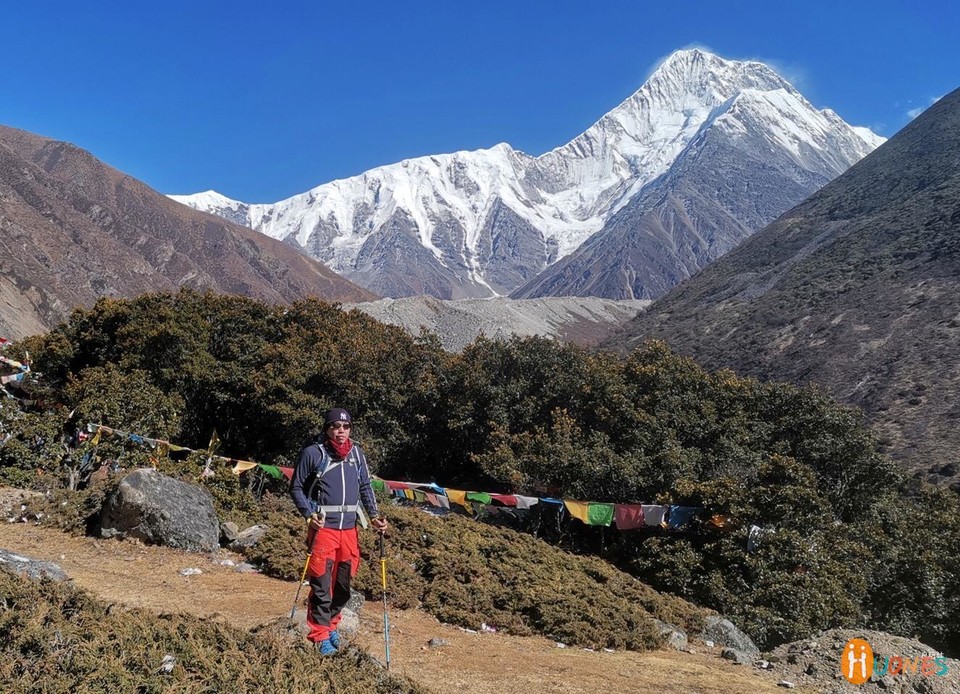 DB000220-9918-4C88-9AD9-AF75B3691478