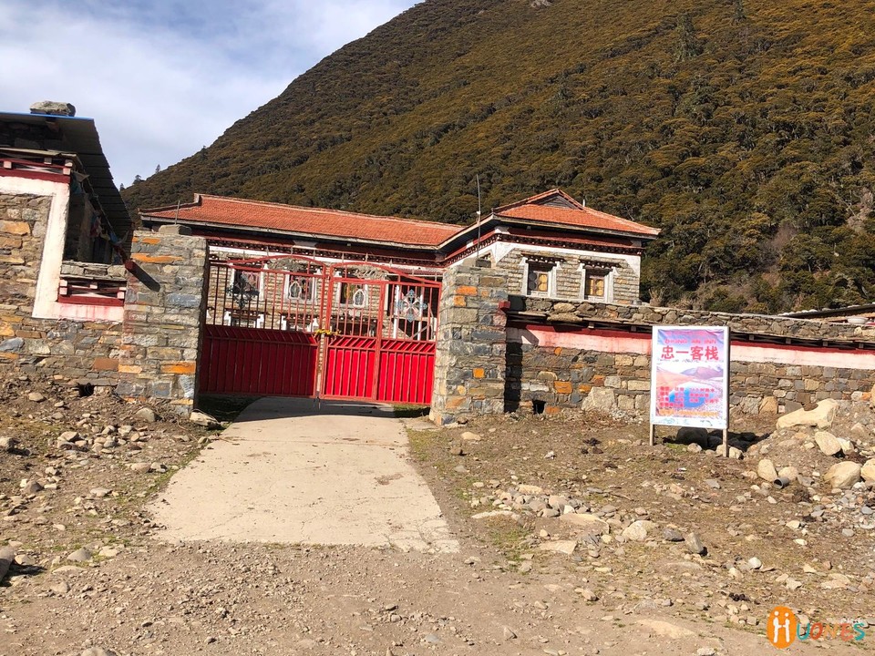 9A8CAD25-B479-4A64-AA5F-9DEB57F8B4F2