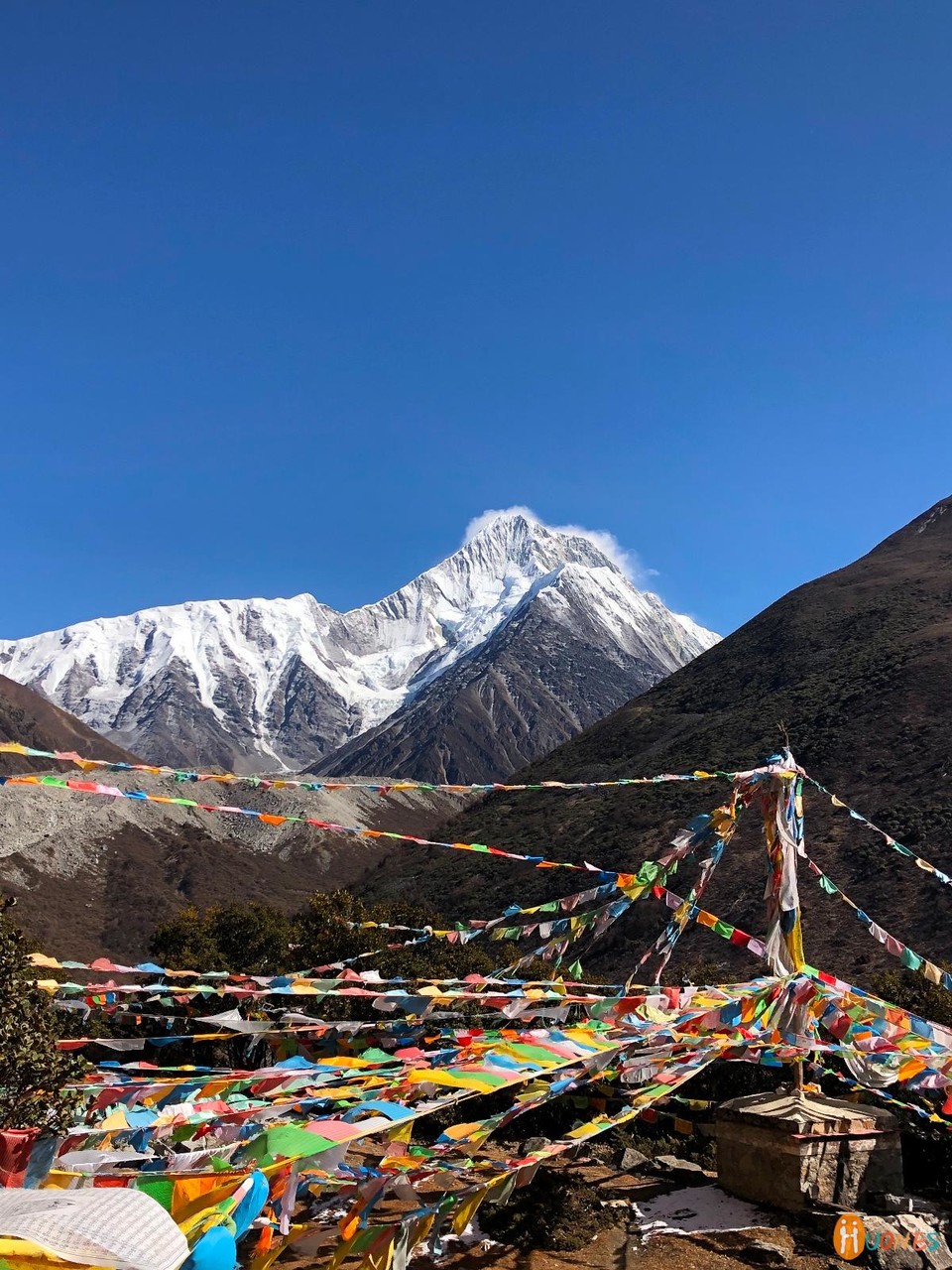 21F2CCD7-878C-47D8-A699-B10FB67B66D5