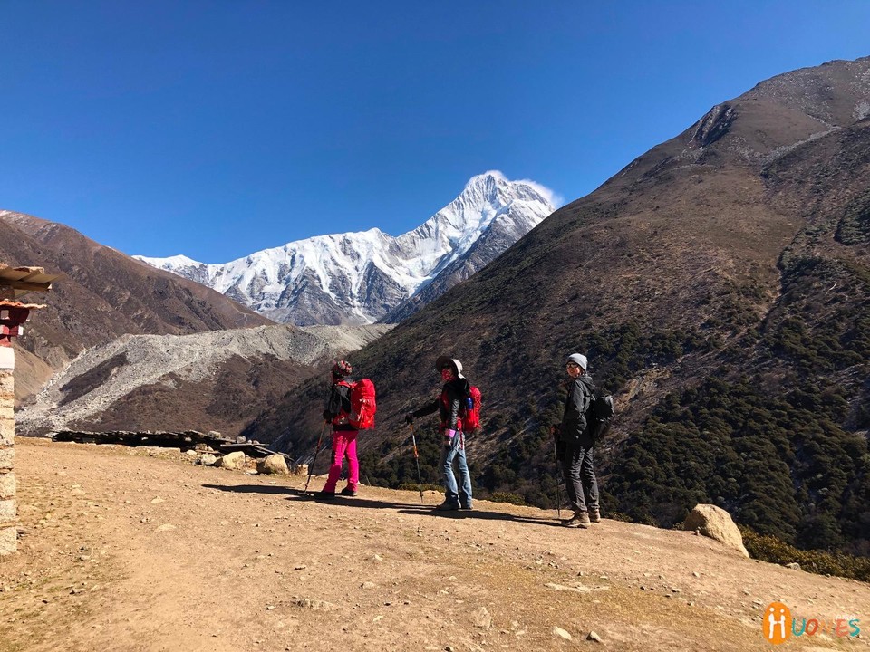 B9E670F6-2005-4793-B6F6-230E530E007B