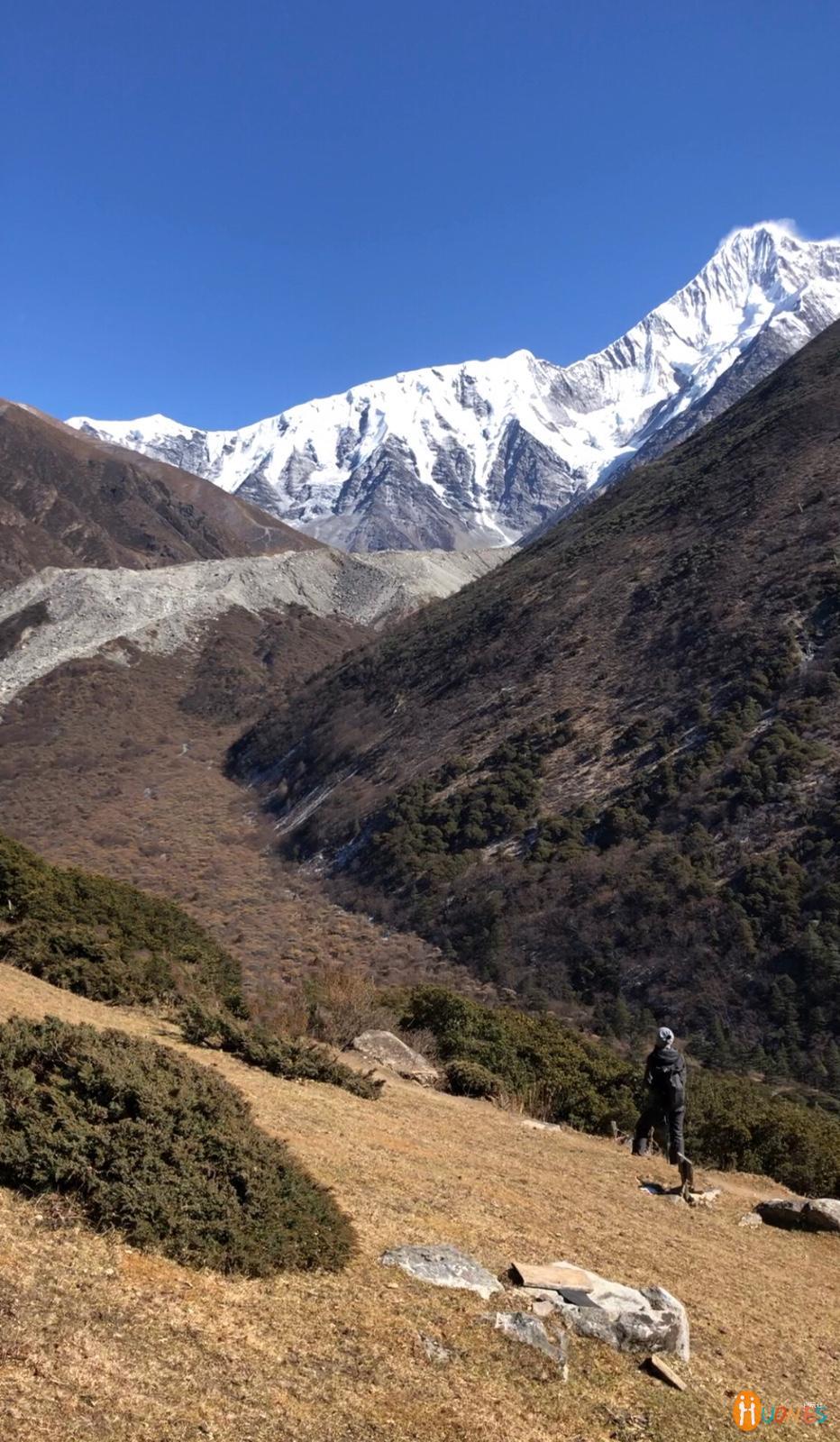 BA6DBB79-6E48-421F-B664-E984AC15EC83