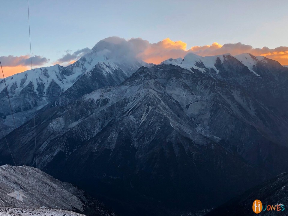 C9887CB3-4951-4765-A2FA-BC6AFE00944A