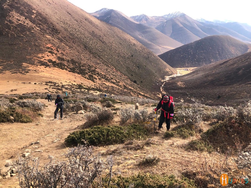 4FE10453-6F4C-4DB7-8719-2A345636C03C