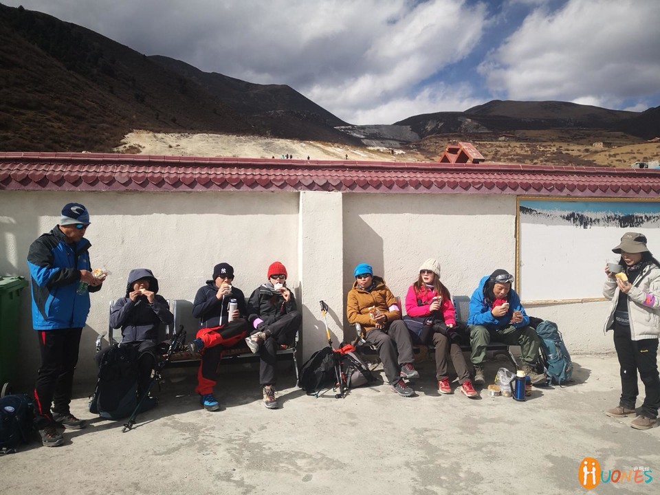 D91E60DD-3652-471F-93B1-1EE520274C1B