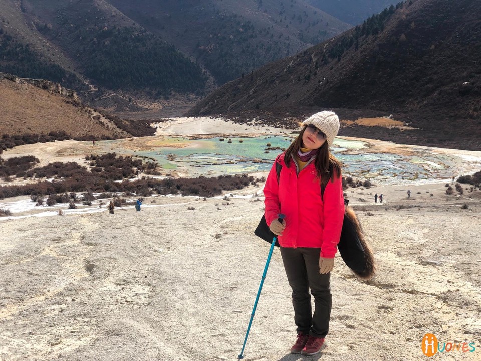 F3D50A06-3524-4A72-9285-426120FDF229