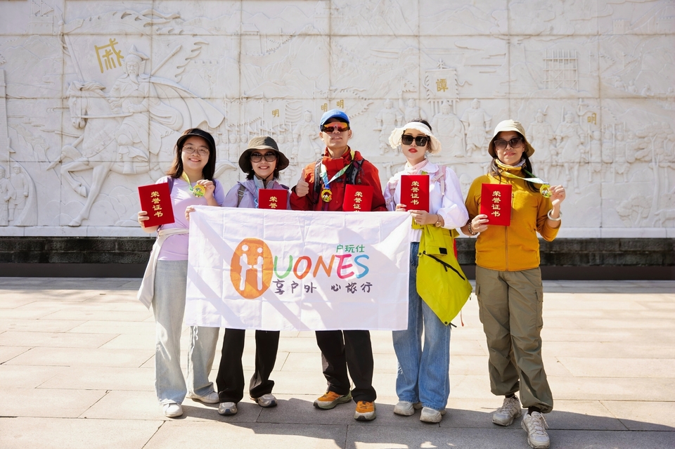 P2877120-opq3984218343