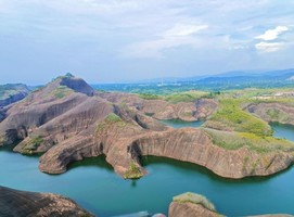 【云径湘南·徒步盛宴】衡山禅径·郴州丹霞·八面云海六日水墨长卷徒步之旅