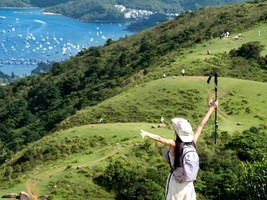 8月16日徒步打卡港版阿勒泰【昂平营地】，拍照看海发呆野餐1日活动