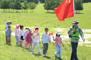 顶级遛娃天花板！22℃草原夏景无平替！长城秘境 + 徒步探险，带娃奔赴乌兰布统的旷野狂欢！