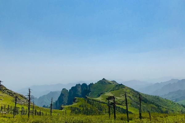 不朽经典-鹿角梁｜曼沟-鹿角梁-分水岭激情穿越