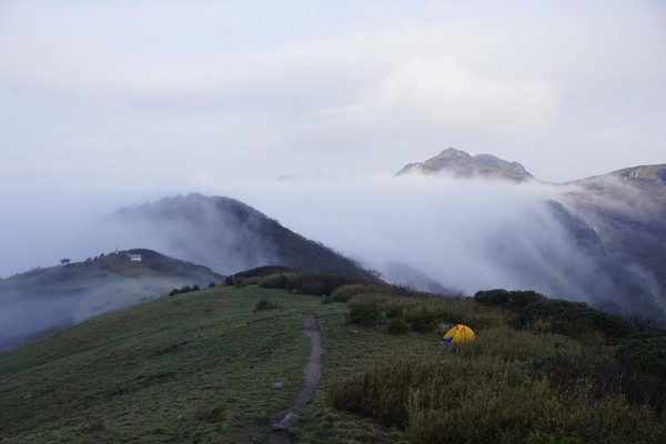 【已成型】5月14日（周三） 秦楚古道登顶终南山主峰，体验南北分界线，赏杜鹃花