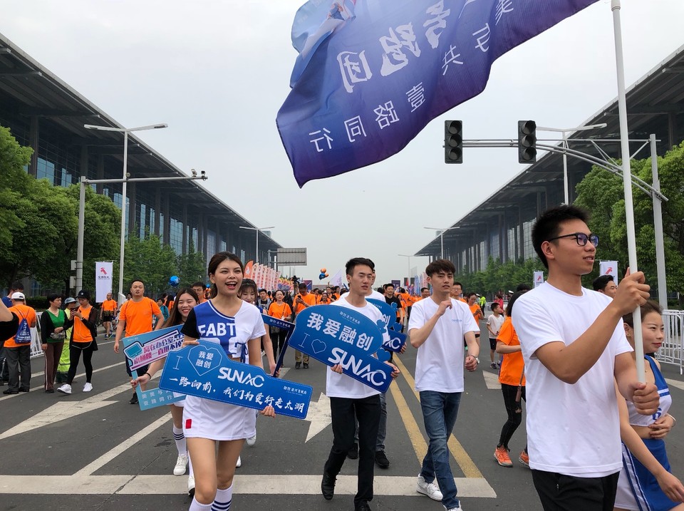 2B0CE8CF-C20D-4DD5-A1A1-060F1734F2E6