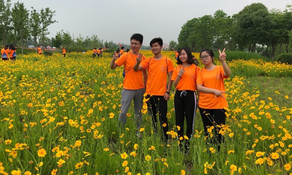 9C0EEA3A-FC43-4E54-8AE2-174503C3816E