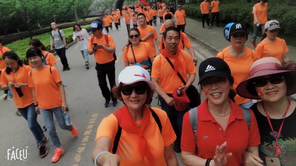 1ADF9C3A-674B-458F-86D6-F1879A55E701