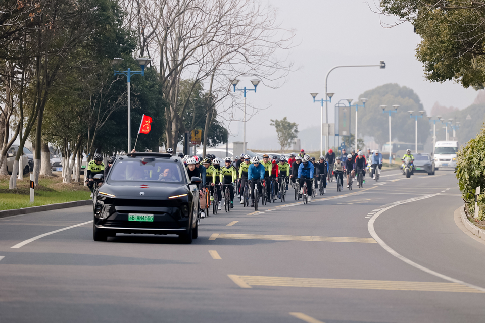 SUN_6589-opq3511118129