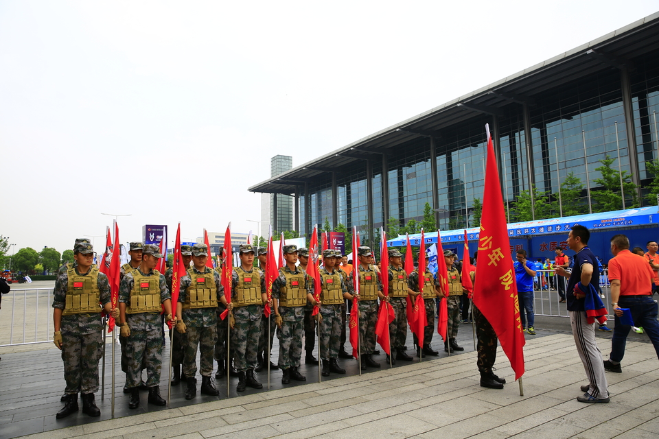 18.5.12徒步大会059