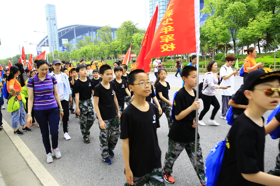 18.5.12徒步大会250