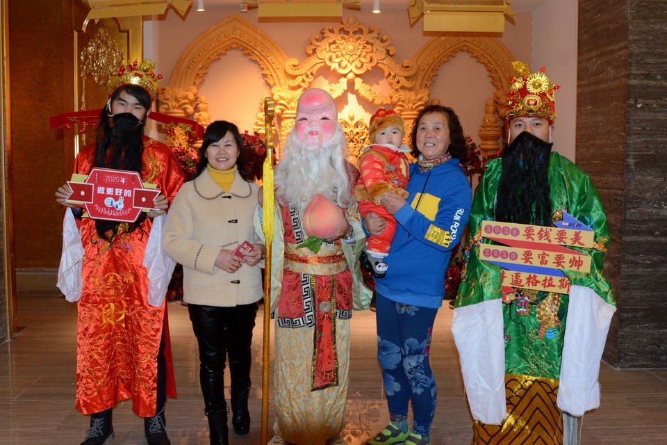 889E0A03-DF91-438F-B94C-54A142A4B4B6