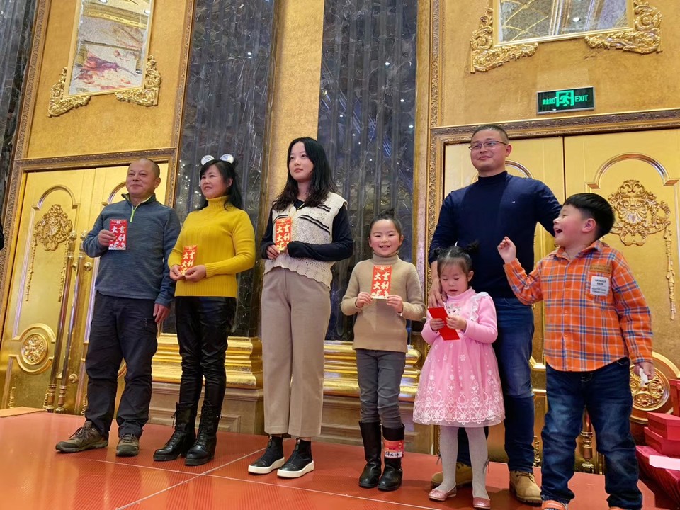 A7B70782-9CDC-415E-B392-D37CEAE6DD84