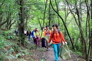 4月22日世界地球日，我们一起去清理军嶂古道！