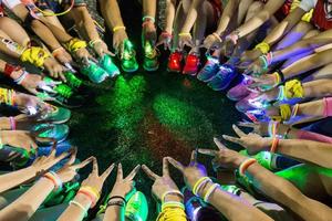 8.11 当英仙座流星雨遇上荧光夜行，还有什么比左手爸爸，右手妈妈，边走边看星星更浪漫的事吗？