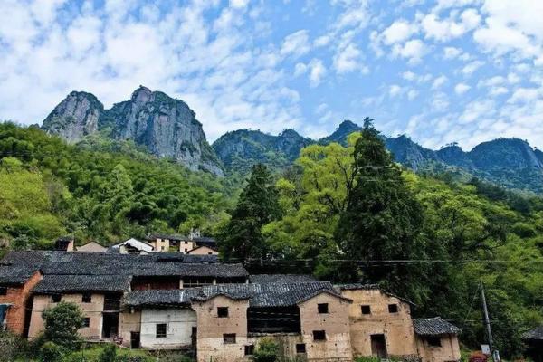【国庆活动】10.2徒步马岭古道，穿行一峰九崖，探秘美女峰！