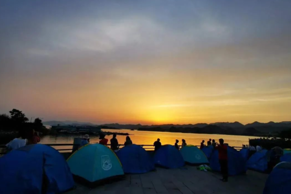 【五一去哪儿？】4.30-5.1| 去千岛湖，去看千岛湖日落，去星空下露营，去玩皮划艇，去环湖骑行，再去吃千岛湖的鱼头！