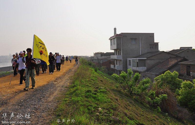 201104261757304671-2448179