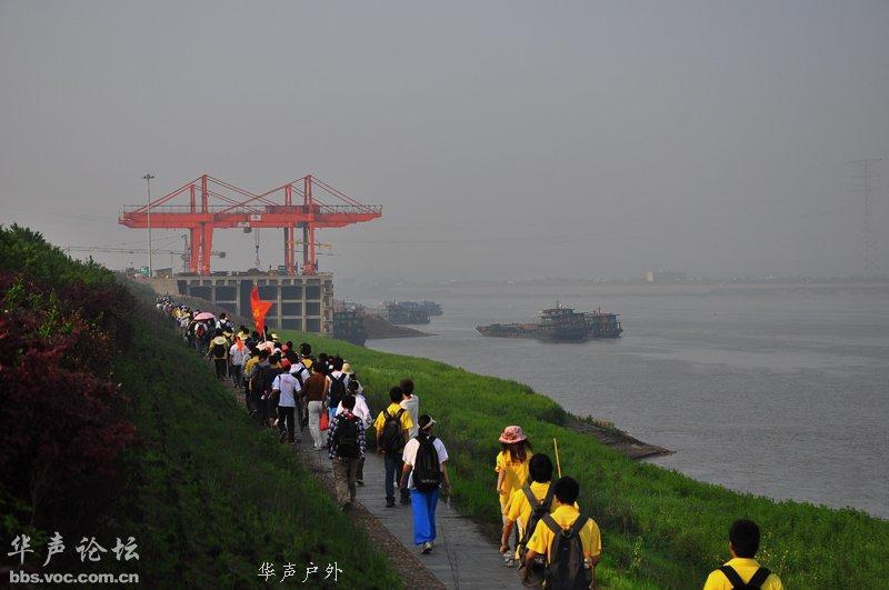 201104261757484371-2448179