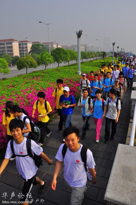 201104261833574981-2448179