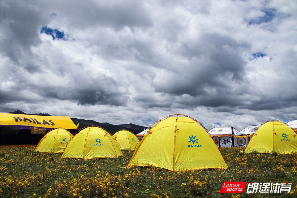 2020甘孜山地户外运动装备展__IMG_1858