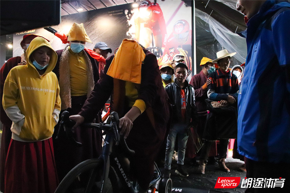 2020甘孜山地户外运动装备展__IMG_2068