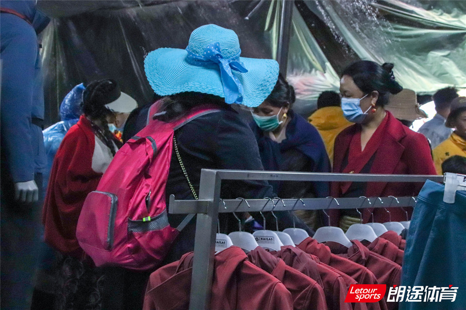 2020甘孜山地户外运动装备展__IMG_2189