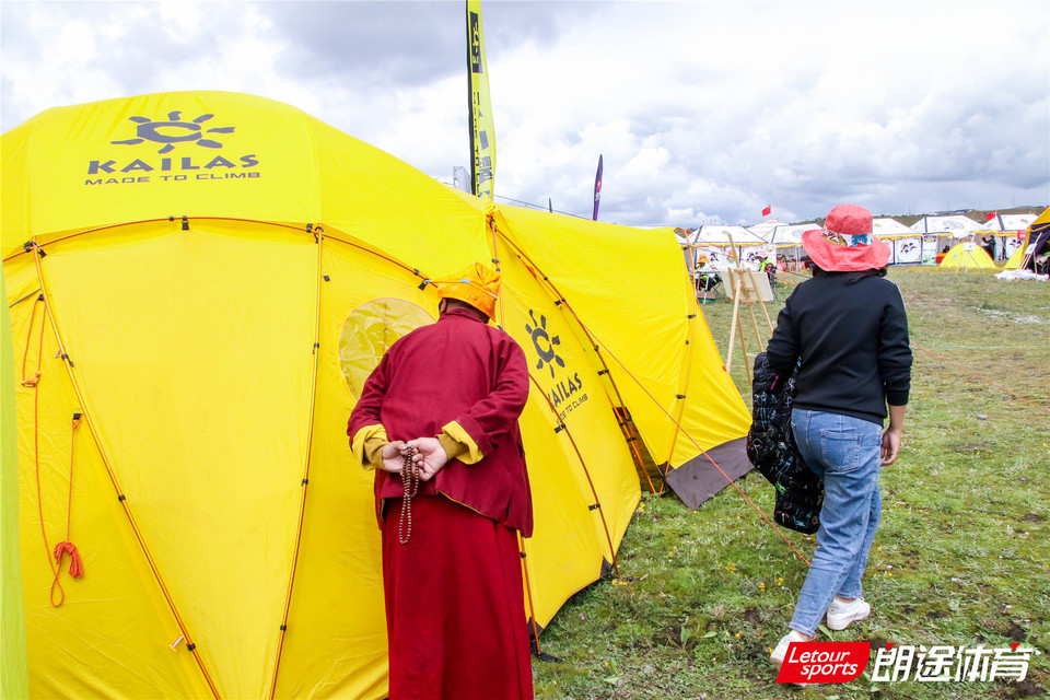 2020甘孜山地户外运动装备展__IMG_2272