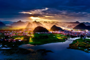 【大美滇东南】普者黑/元阳梯田-弥勒东风韵-建水古城-蒙自碧色寨-朱家花园-抚仙湖5天休闲游（2-8人小团，泡温泉+过桥